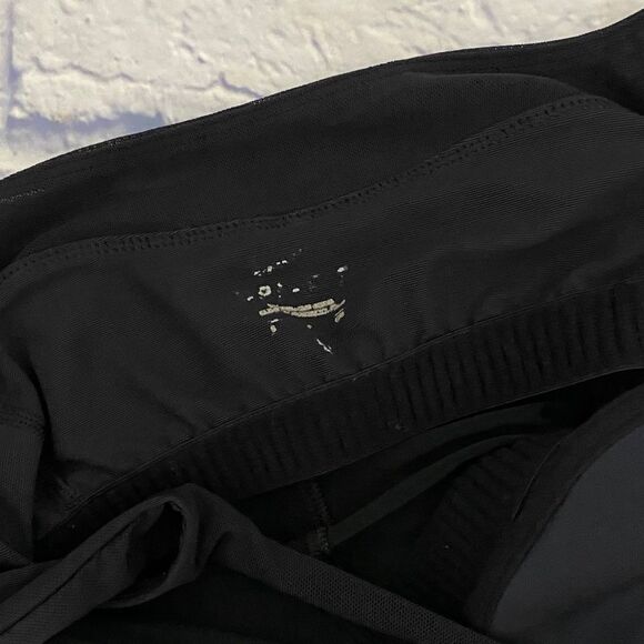 Nike Dri Fit Smash Black Tennis Tank Top With Built In Bra & Mesh Trim Small EUC - Picture 9 of 13